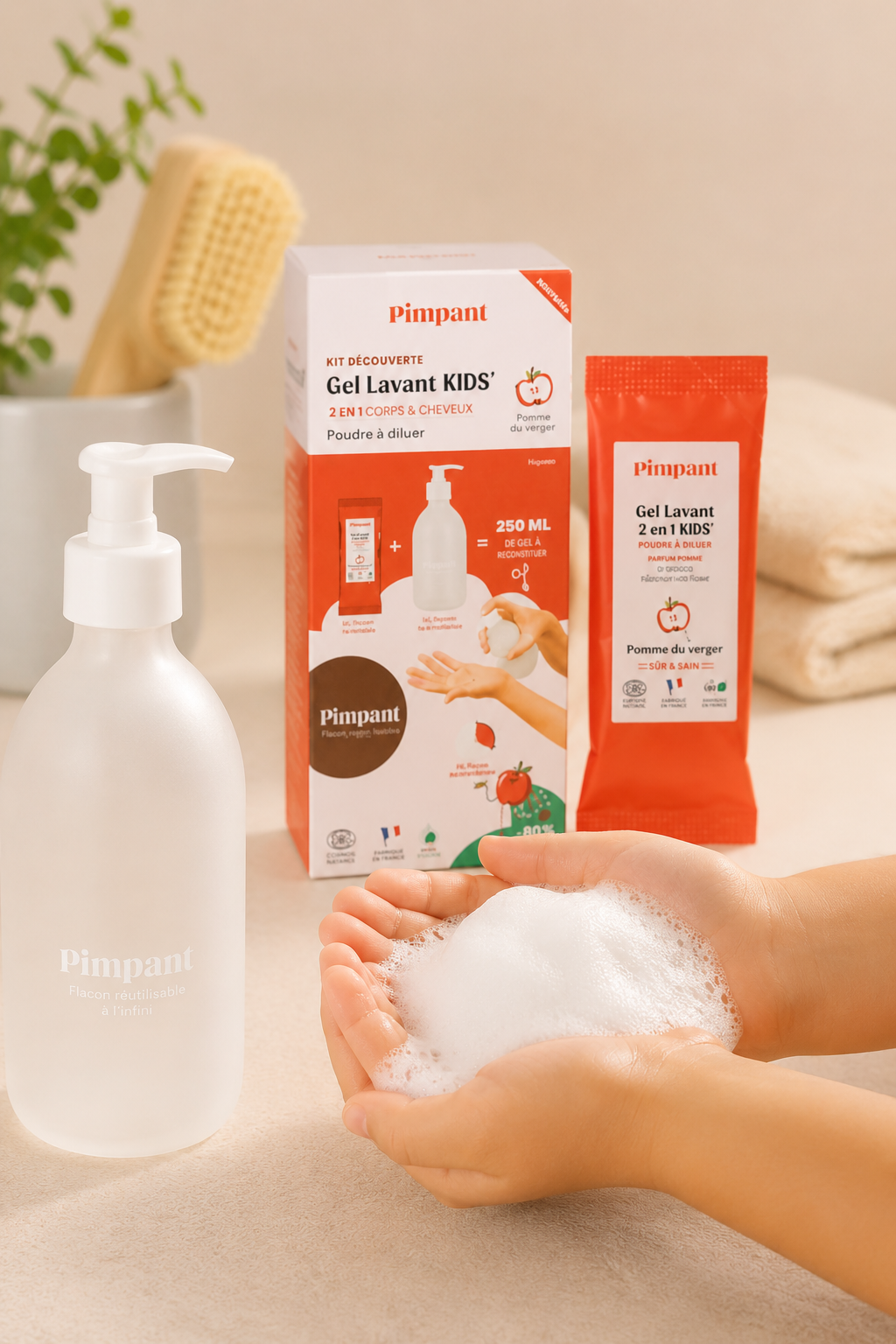 Gel lavant kids Pimpant parfum pomme du verger dans salle de bain minimaliste