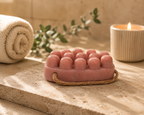 Photo marketing cosmétique avec savon artisanal et bienfaits peau