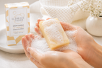 Produit savon naturel bébé avec bénéfices peau sensible et ingrédients bio